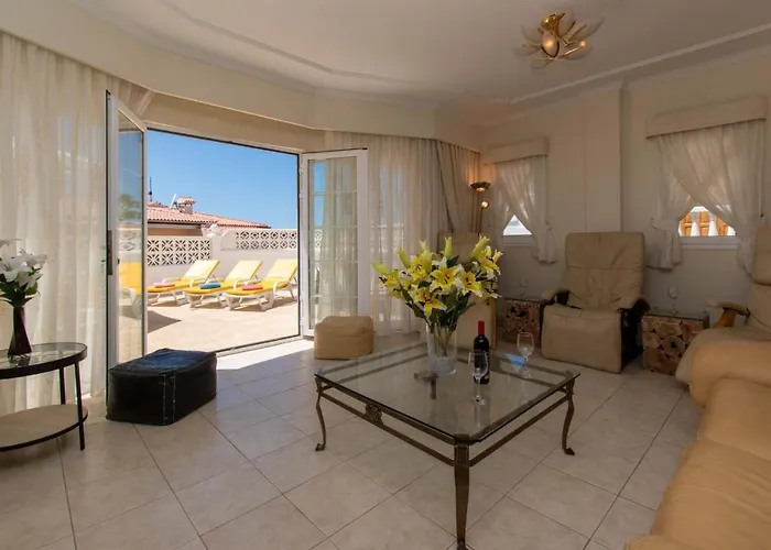 Villa Encantada *