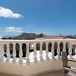 فيلة Encantada